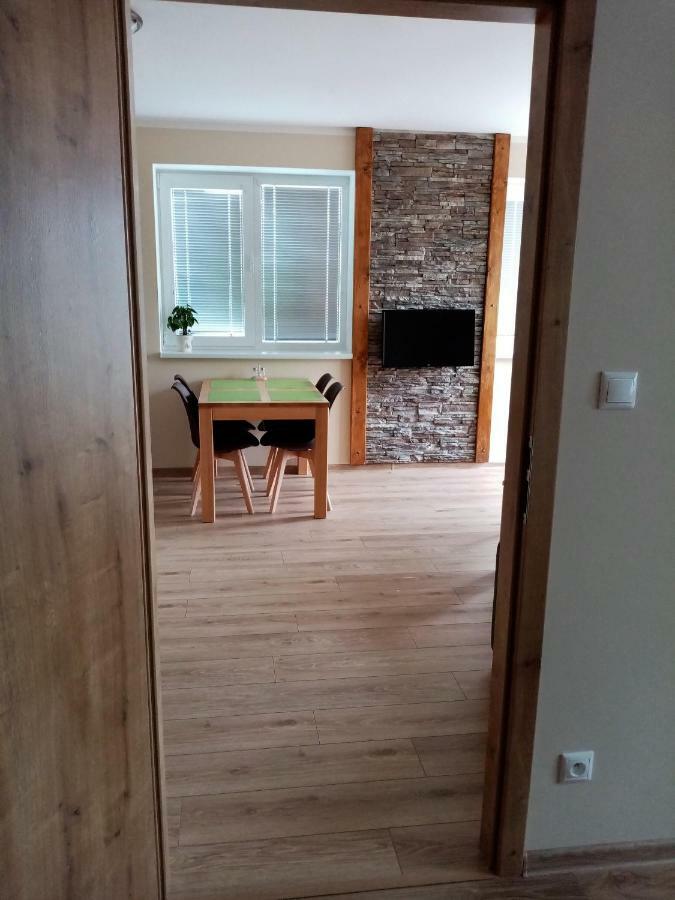 Ferienwohnung Elejan Bešeňová Exterior foto