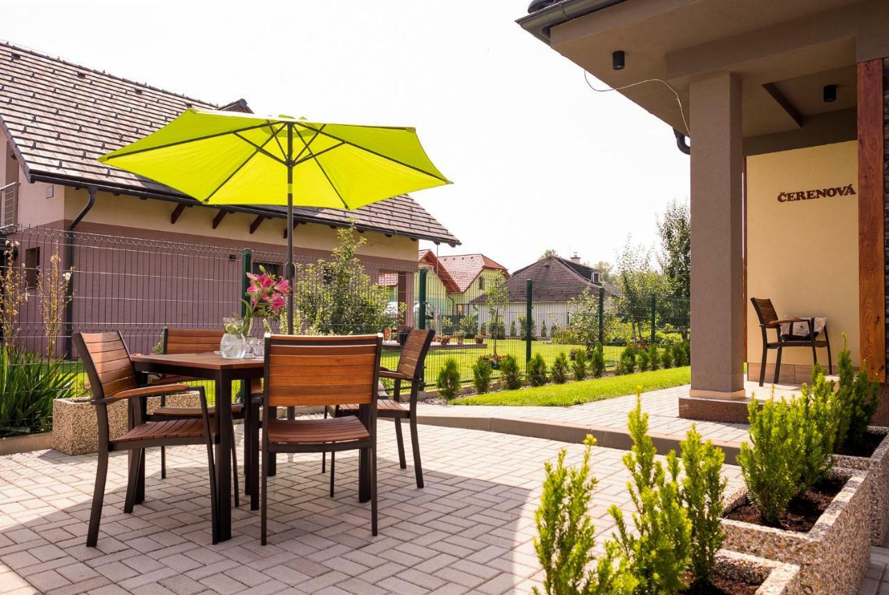 Ferienwohnung Elejan Bešeňová Exterior foto