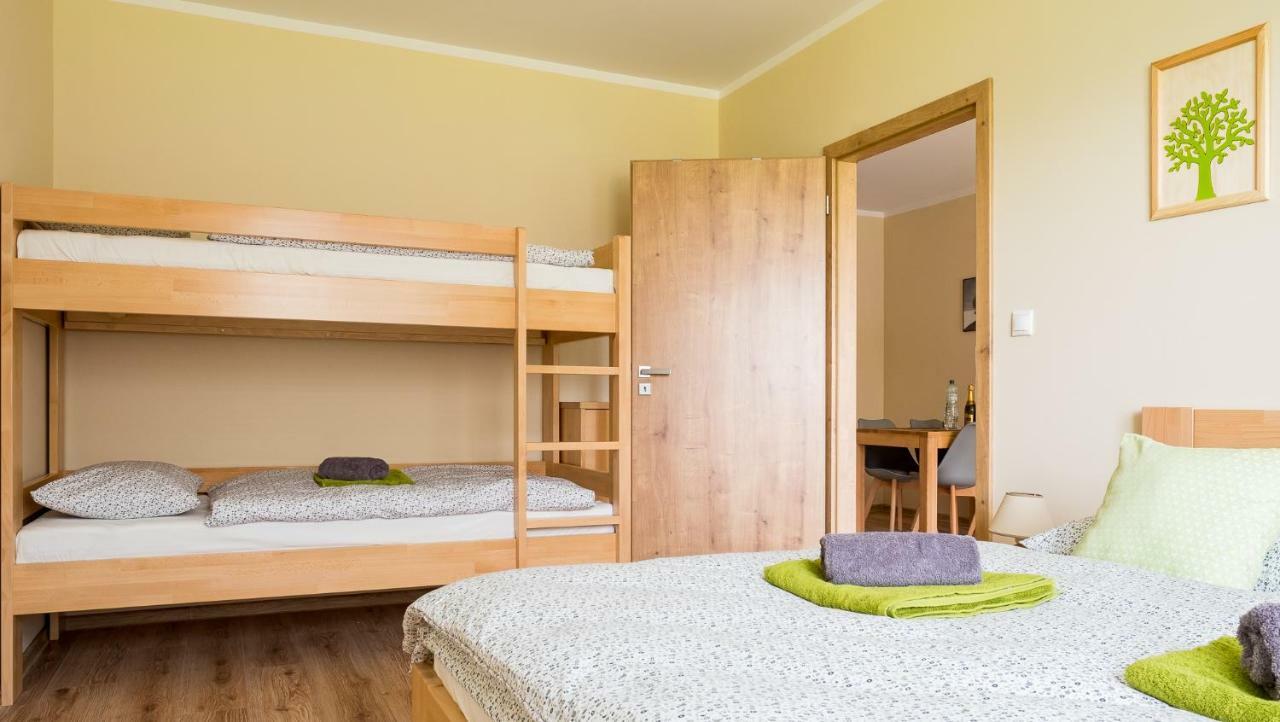 Ferienwohnung Elejan Bešeňová Exterior foto