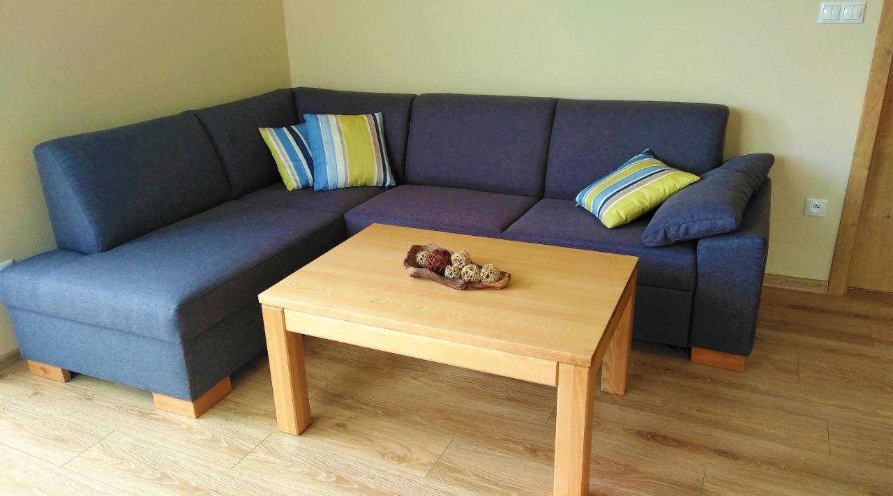 Ferienwohnung Elejan Bešeňová Exterior foto