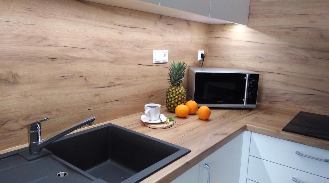 Ferienwohnung Elejan Bešeňová Exterior foto